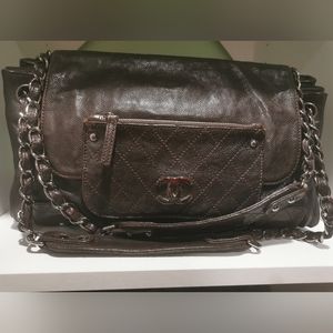 100% Authentic Chanel Grazed Caviar Pocket In The City Shoulder Bag  Brown